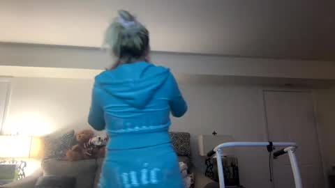 Mariah  online show from 12/31/24, 07:31