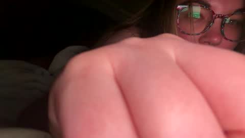 Snapshot of x_dreamgirl_x chatting on 04/11/26, 03:11 Mariah online show from 04/11/26, 03:11