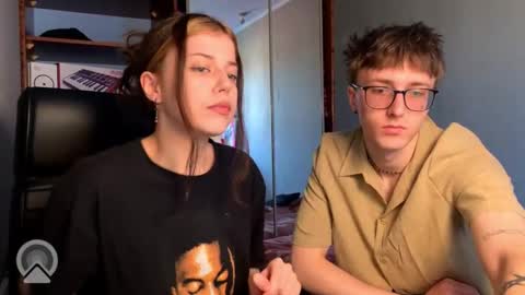 Snapshot of x_files_t chatting on 03/13/26, 11:06 Philipp and Este online show from 03/13/26, 11:06