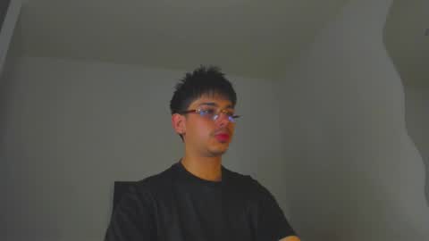 Snapshot of x_miller chatting on 11/02/25, 06:43 x_miller online show from 11/02/25, 06:43
