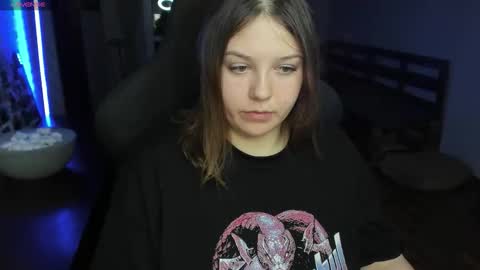 LOVE NERDS ONLY online show from 11/21/25, 02:54