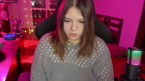 Snapshot of x_nirvana_x chatting on 02/10/26, 02:15 LOVE NERDS ONLY online show from 02/10/26, 02:15