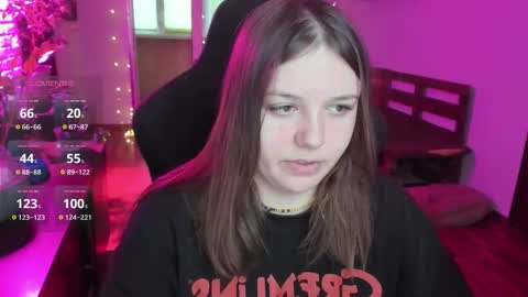 Snapshot of x_nirvana_x chatting on 02/25/26, 04:55 LOVE NERDS ONLY online show from 02/25/26, 04:55