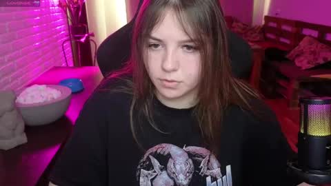 LOVE NERDS ONLY online show from 05/02/26, 03:44