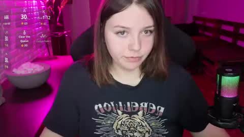 LOVE NERDS ONLY online show from 06/22/26, 03:58