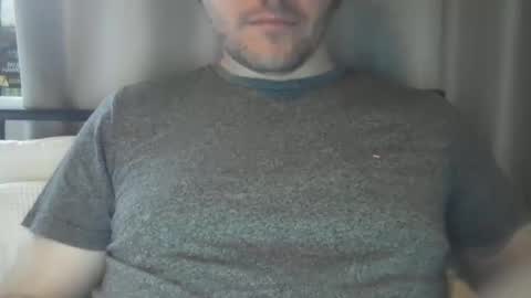 Snapshot of x_yes chatting on 02/06/26, 01:36 x_yes online show from 02/06/26, 01:36