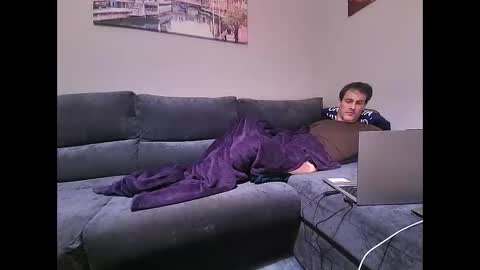 xalegarmax online show from 01/18/25, 11:22