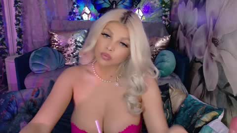 Snapshot of xalexax chatting on 02/08/25, 07:59 sooo hey im Sperm Mystik from Fuckistan i want you full my all holes bcs i have penis fever online show from 02/08/25, 07:59