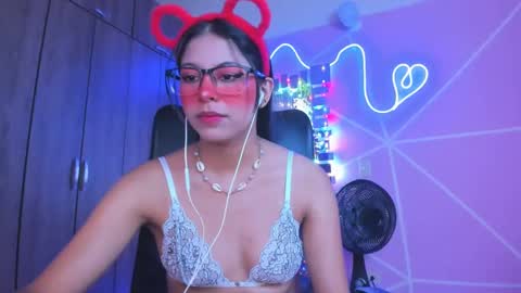 XALLYSONX online show from 02/04/25, 11:27