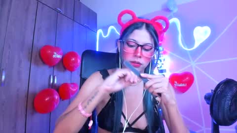 XALLYSONX online show from 02/15/25, 05:39