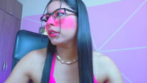Snapshot of xallysonx_ chatting on 05/15/26, 11:50 XALLYSONX online show from 05/15/26, 11:50