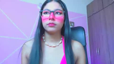 Snapshot of xallysonx_ chatting on 05/22/26, 11:49 XALLYSONX online show from 05/22/26, 11:49