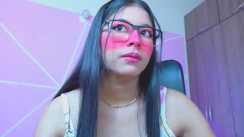 Snapshot of xallysonx_ chatting on 05/23/26, 11:25 XALLYSONX online show from 05/23/26, 11:25