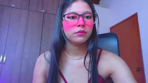 Snapshot of xallysonx_ chatting on 06/04/26, 11:49 XALLYSONX online show from 06/04/26, 11:49
