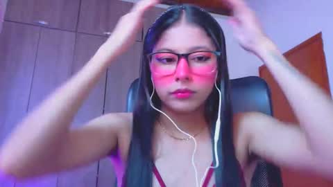 Snapshot of xallysonx_ chatting on 06/07/26, 11:58 XALLYSONX online show from 06/07/26, 11:58