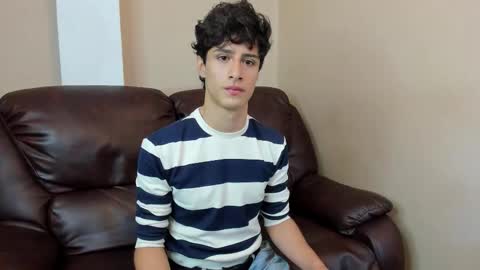 Snapshot of xam_collen chatting on 12/20/25, 04:58 xam_collen online show from 12/20/25, 04:58