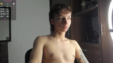 Snapshot of xamyu chatting on 11/17/25, 11:21 Xam online show from 11/17/25, 11:21