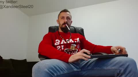 Snapshot of xandeer_steel chatting on 12/25/24, 11:22 Master Xandeer online show from 12/25/24, 11:22