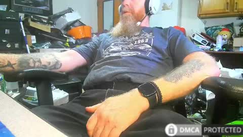 Snapshot of xander71972 chatting on 05/24/26, 07:41 xander71972 online show from 05/24/26, 07:41