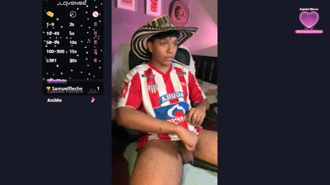 Snapshot of xander_bonnet1 chatting on 02/17/25, 10:25 Xander bonnet online show from 02/17/25, 10:25