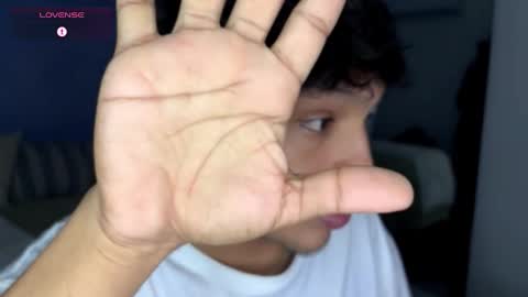 Snapshot of xander_bonnet1 chatting on 09/18/25, 11:12 Xander bonnet online show from 09/18/25, 11:12