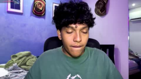 Snapshot of xander_bonnet1 chatting on 11/29/25, 03:48 Xander bonnet online show from 11/29/25, 03:48