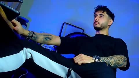 XanderCageX online show from 02/12/26, 04:57