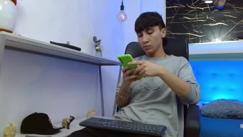 xandergrey8 online show from 02/02/26, 07:12