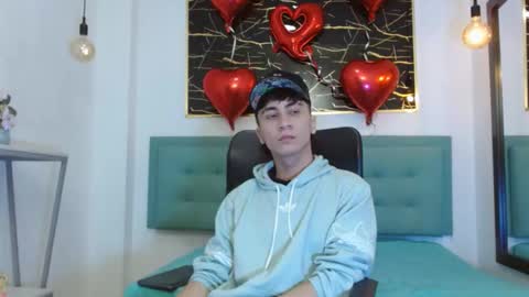 xandergrey8 online show from 02/21/26, 08:21