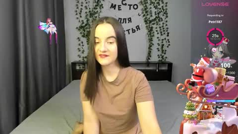 Lola online show from 10/16/25, 06:31