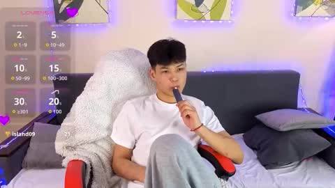 Snapshot of xannell chatting on 03/05/26, 07:21 Elvin online show from 03/05/26, 07:21