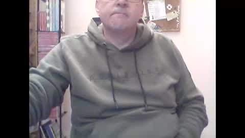 xaramanu online show from 04/28/26, 06:07
