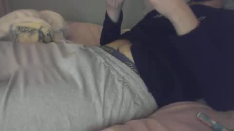 Snapshot of xarrup chatting on 11/18/25, 02:06 xarrup online show from 11/18/25, 02:06