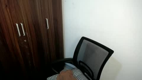 Snapshot of xasian_babygirl chatting on 01/07/25, 08:31 Aiah online show from 01/07/25, 08:31