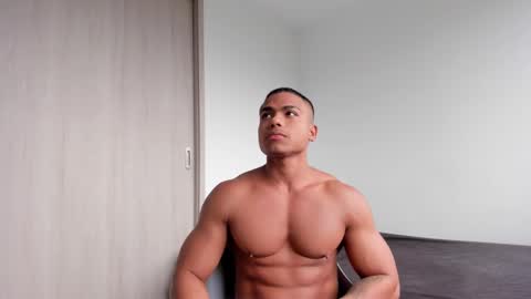 Xavier online show from 02/09/25, 07:41