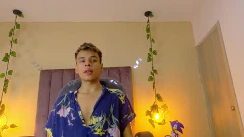 xavier fox   online show from 03/15/26, 01:50