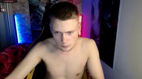 xavier_night81 online show from 12/05/25, 10:57