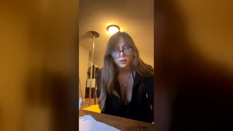 Snapshot of xbabexcake chatting on 03/24/26, 04:17 xbabexcake online show from 03/24/26, 04:17