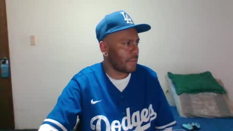 Snapshot of xbigmasterx chatting on 12/18/24, 05:15 xbigmasterx online show from 12/18/24, 05:15