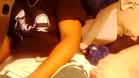 Snapshot of xbigtymerx chatting on 11/29/25, 06:49 Toke online show from 11/29/25, 06:49