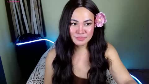 Godess  Lucy online show from 11/30/25, 06:45