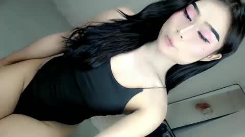 kianna online show from 04/30/26, 05:41