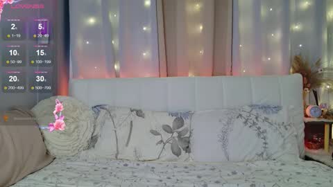 Snapshot of xcinqkuhx chatting on 12/19/25, 05:36 natt online show from 12/19/25, 05:36