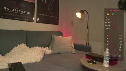 MIRA  online show from 09/19/25, 03:24