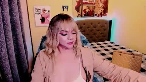 Snapshot of xdirtymistressx chatting on 03/08/26, 05:28 XDirtymistressX online show from 03/08/26, 05:28
