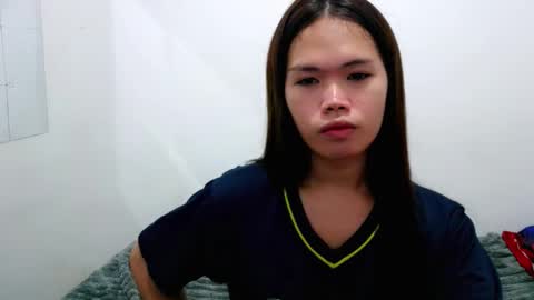Snapshot of xdreamjen chatting on 10/22/25, 10:48 JENNNN online show from 10/22/25, 10:48