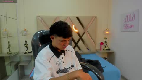 xebastwink online show from 05/12/26, 12:35