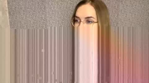 Helen online show from 12/17/25, 02:39