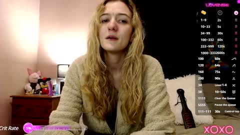 Snapshot of xelliee_rosex chatting on 12/16/24, 07:21 EllieeRose online show from 12/16/24, 07:21