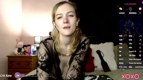Snapshot of xelliee_rosex chatting on 01/28/25, 05:54 EllieeRose online show from 01/28/25, 05:54